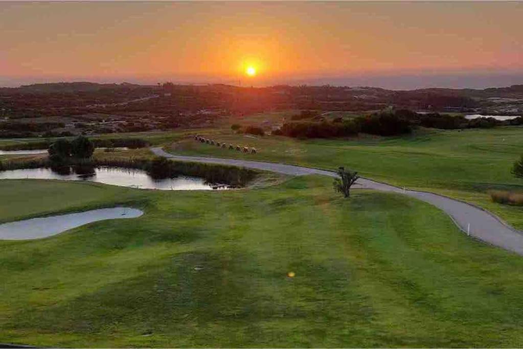 Ocean, Surf, Golf Private Villa With Pool Near Lagoon Casal do Narcizo Eksteriør billede